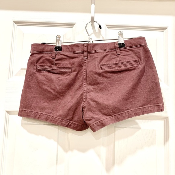 EXPRESS Plum Purple Cotton Low-Rise Short Shorts - Picture 2 of 3